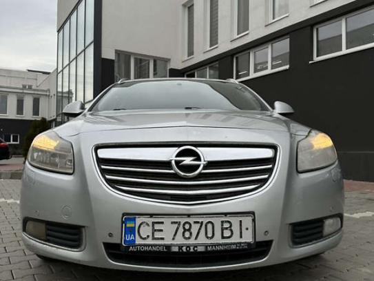 Opel Insignia 2011г. в рассрочку
