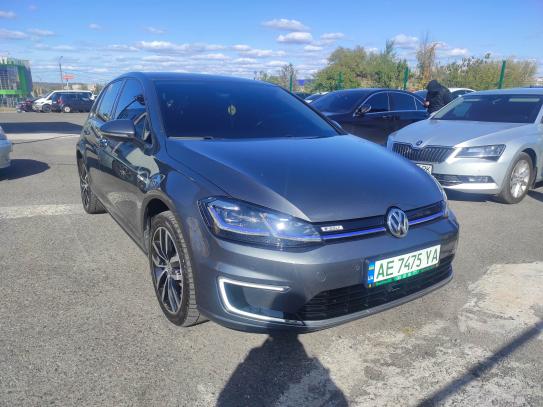 Volkswagen E-golf 2018г. в рассрочку