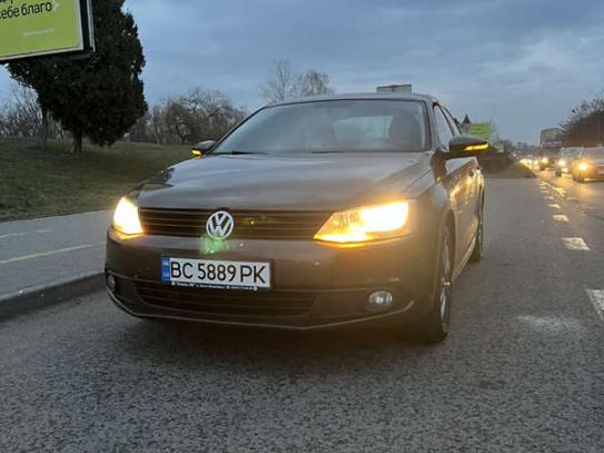 Volkswagen Jetta 2012г. в рассрочку