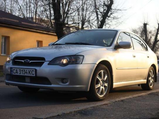 Subaru Legacy 2005г. в рассрочку