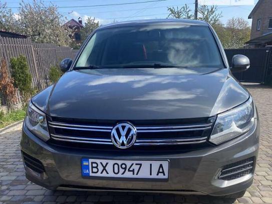 Volkswagen Tiguan 2014г. в рассрочку