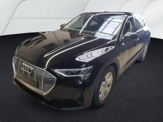 Audi E-tron 2022г. в рассрочку