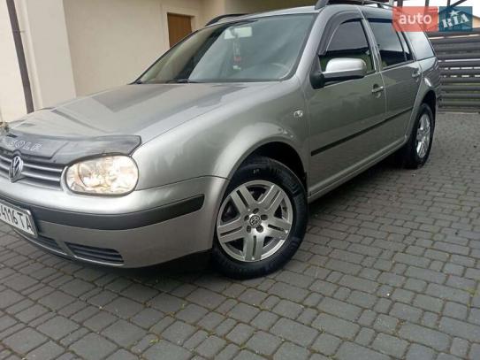Volkswagen Golf                            2002г. в рассрочку
