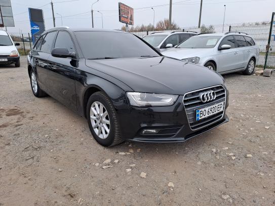 Audi A4 avant 2014г. в рассрочку