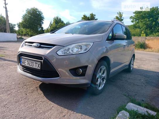 Ford Grand c-max 2010р. у розстрочку