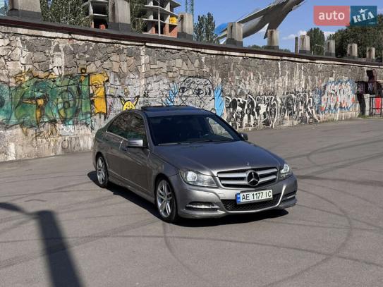 Mercedes-benz C-class                         2012г. в рассрочку