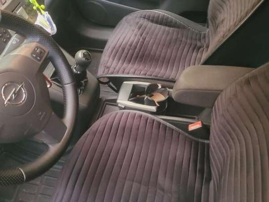 Opel Zafira 2005г. в рассрочку