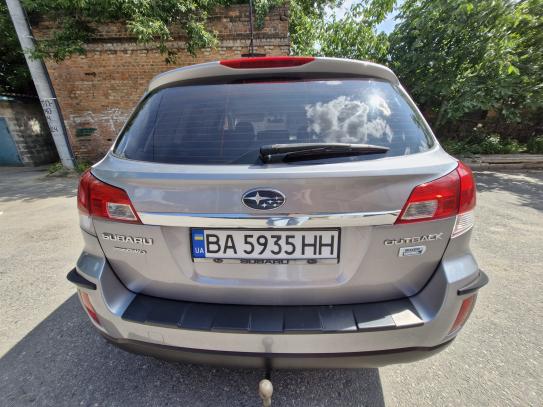Subaru Legacy                          2011г. в рассрочку