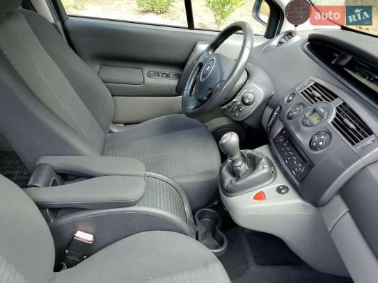 Renault Grand scenic                    2008г. в рассрочку