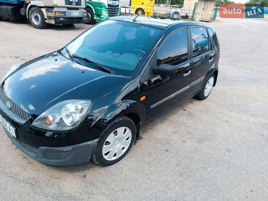 Ford Fiesta 2007г. в рассрочку