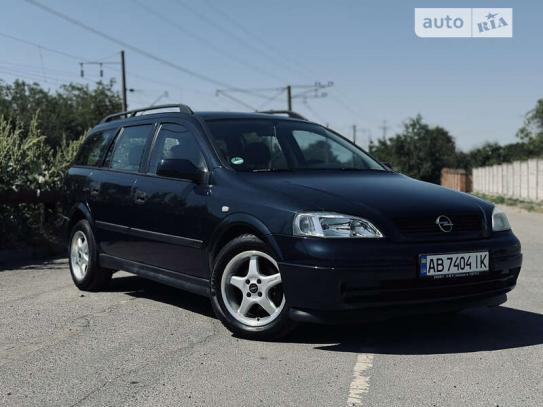 Opel Astra 2002г. в рассрочку