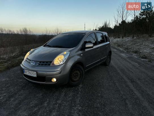 Nissan Note
                            2007г. в рассрочку