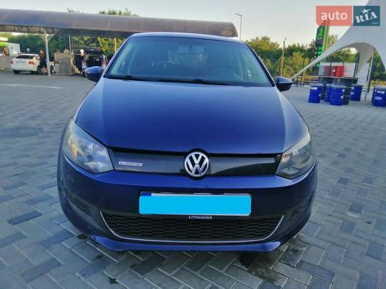 Volkswagen Polo 2010р. у розстрочку
