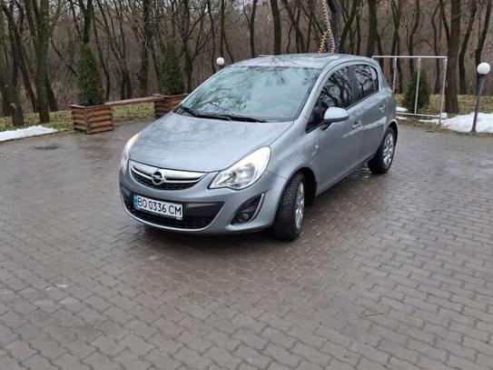 Opel Corsa                           2013г. в рассрочку