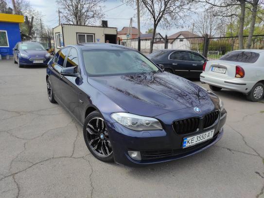 Bmw 528i                            2013г. в рассрочку