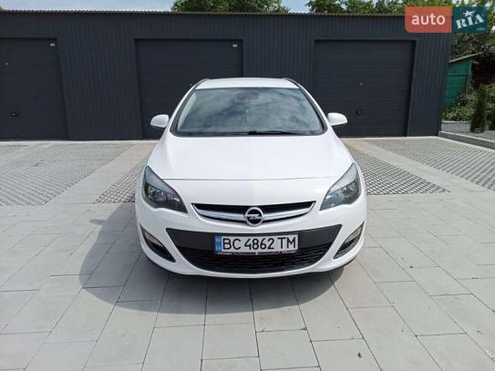 Opel Astra 2015 in Raten