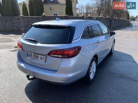 Opel Astra
                           2016г. в рассрочку