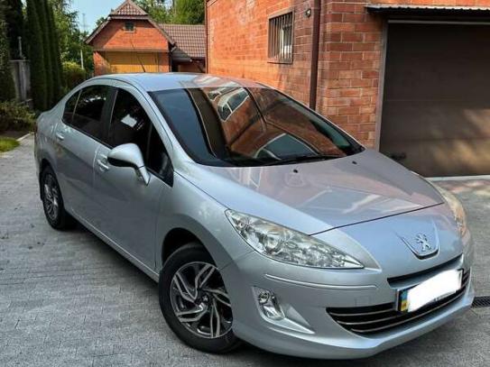 Peugeot 408 2013р. у розстрочку