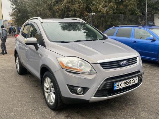 Ford Kuga
                            2011г. в рассрочку