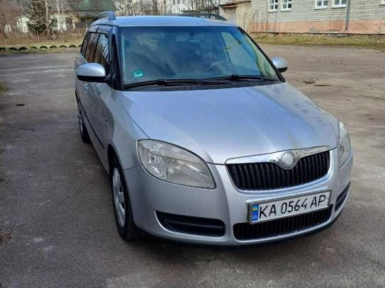 Skoda Fabia
                           2008г. в рассрочку