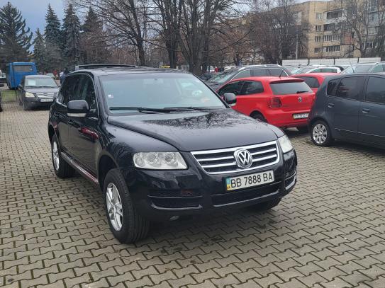 Volkswagen Touareg
                         2004г. в рассрочку