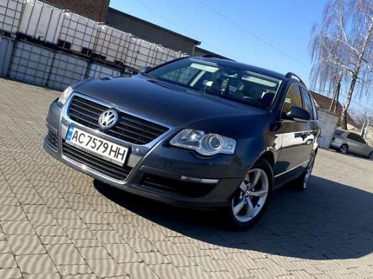 Volkswagen Passat                          2010г. в рассрочку