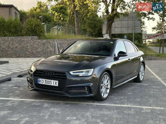 Audi A4                              2017г. в рассрочку