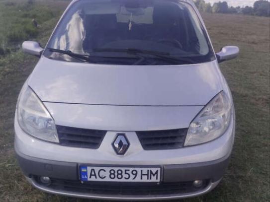Renault Scenic
                          2005г. в рассрочку