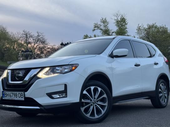 Nissan Rogue                           2017г. в рассрочку