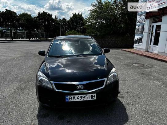 Kia Cee'd 2010г. в рассрочку