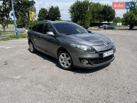 Renault Megane
                          2012г. в рассрочку