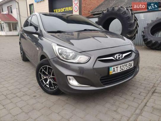 Hyundai Accent
                          2013г. в рассрочку