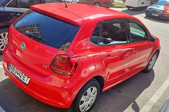 Volkswagen Polo                            2010г. в рассрочку