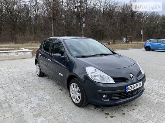Renault Clio                            2007г. в рассрочку