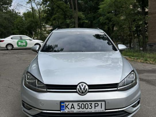 Volkswagen Golf                            2020г. в рассрочку