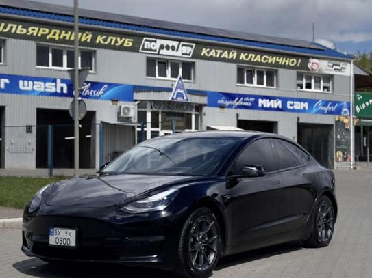 Tesla Model 3 2018р. у розстрочку