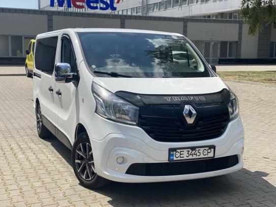 Renault Trafic 2015г. в рассрочку