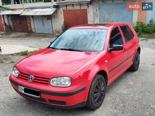Volkswagen Golf 2001р. у розстрочку