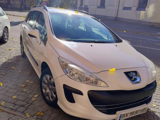 Peugeot 308 2008г. в рассрочку