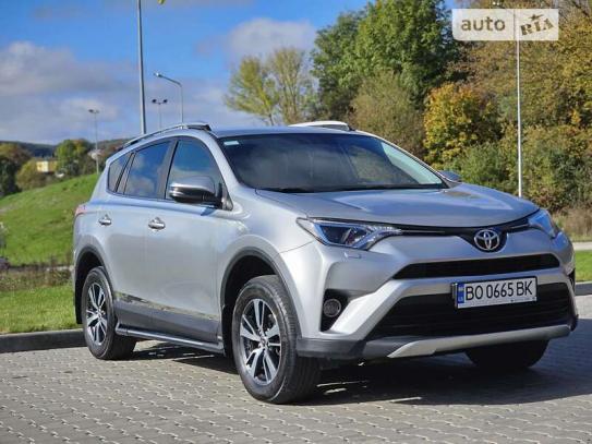 Toyota Rav4 2017г. в рассрочку