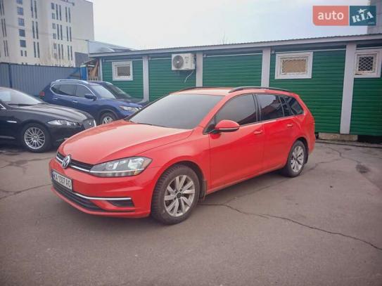 Volkswagen Golf                            2017г. в рассрочку