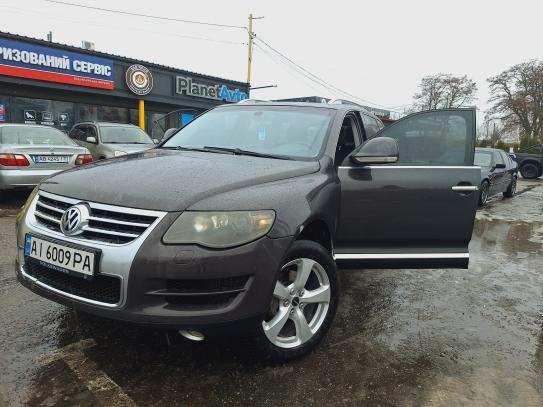 Volkswagen Touareg
                         2008г. в рассрочку