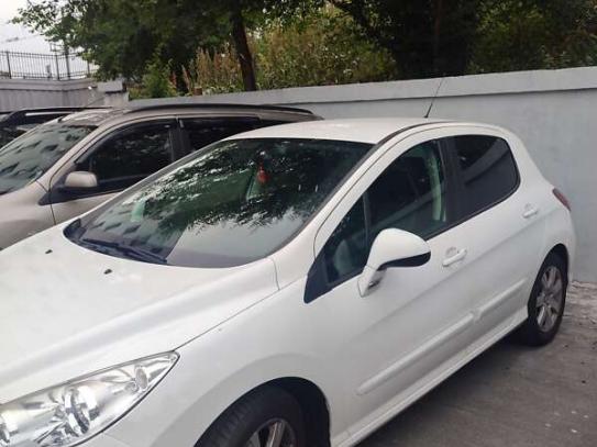 Peugeot 308 2012г. в рассрочку