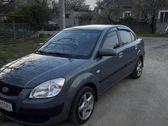 Kia Rio                             2007г. в рассрочку