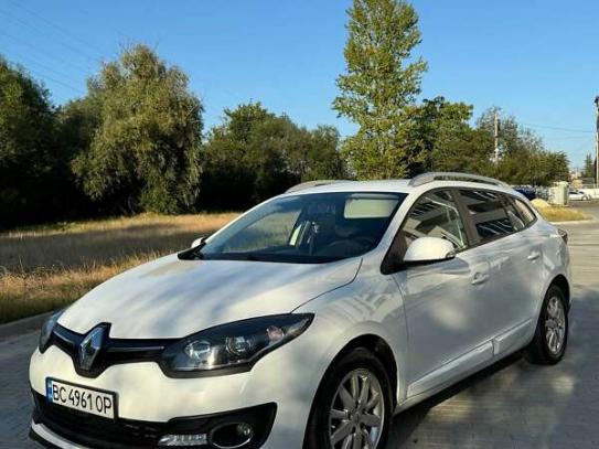 Renault Megane 2015г. в рассрочку