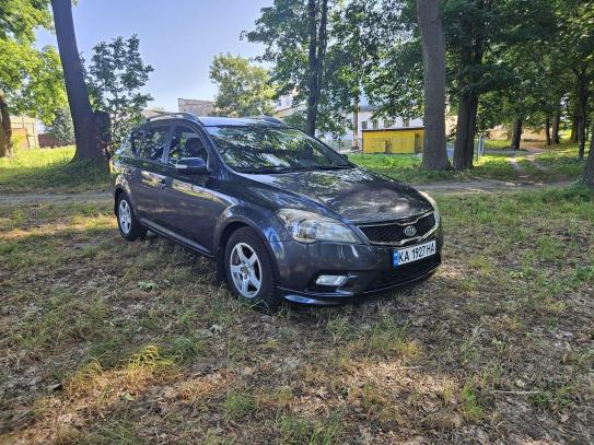 Kia Cee'd
                      2010г. в рассрочку