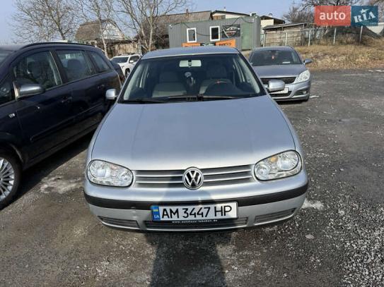 Volkswagen Golf                            2003г. в рассрочку