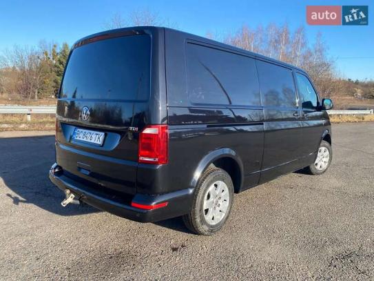 Volkswagen Transporter
                     2016г. в рассрочку