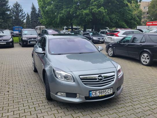 Opel Insignia                        2010г. в рассрочку