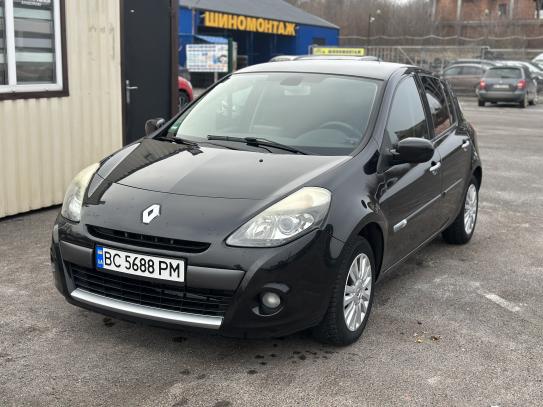 Renault Clio 2010г. в рассрочку